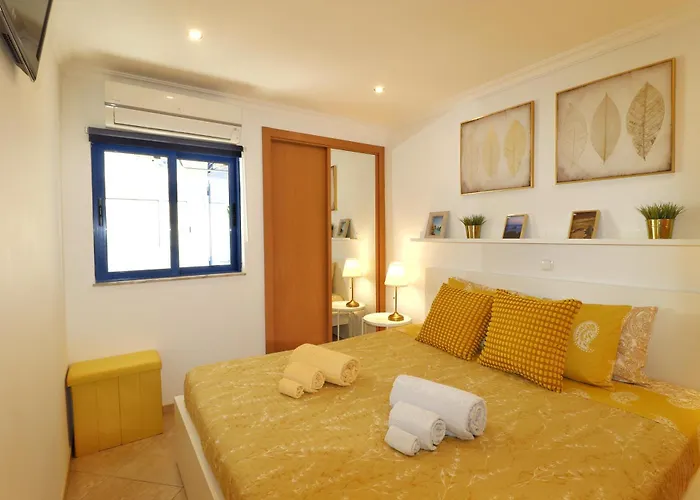 Sweethome - Da Rocha * Portimão